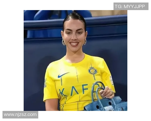 足球明星背后的女人们她们的风采与魅力尽在这组美丽图片中