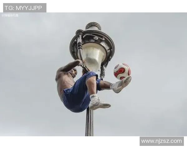 足球明星搞笑垫球瞬间大集合让你捧腹大笑的精彩时刻