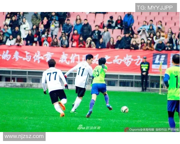 足球明星签约球员的意义与影响解析